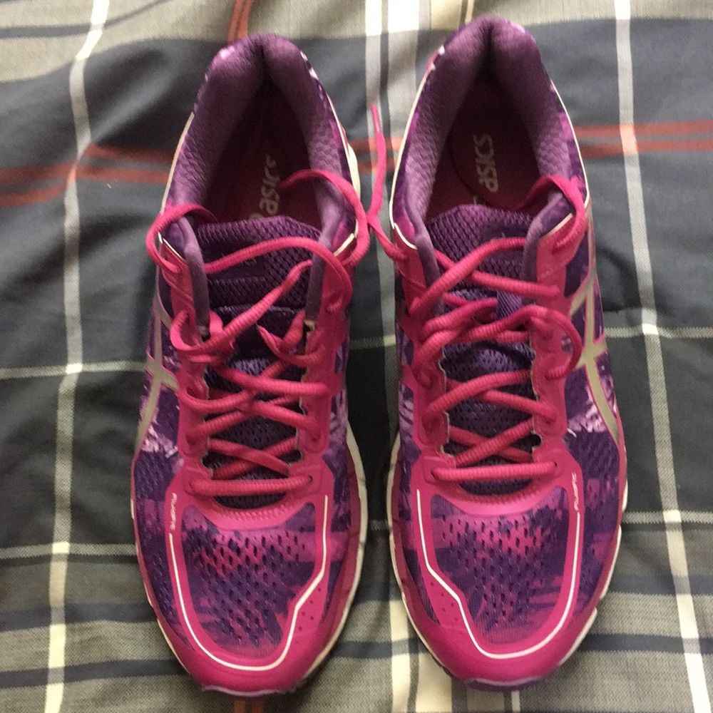 ASICS gel kayano 22 in a size 12.5 US/45 EU. EUC.